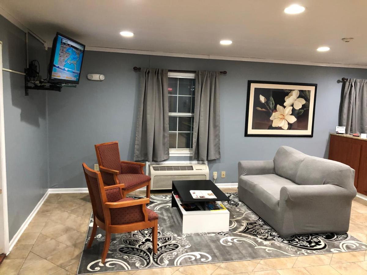 First Heritage Inn Rantoul Екстериор снимка